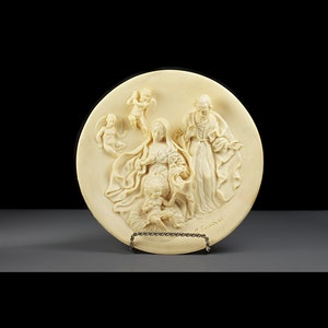 Plato decorativo 3D de la Natividad, Estudio Dante Di Volteradici, Alegría al mundo, Ennio Furiesi, Creche de Navidad