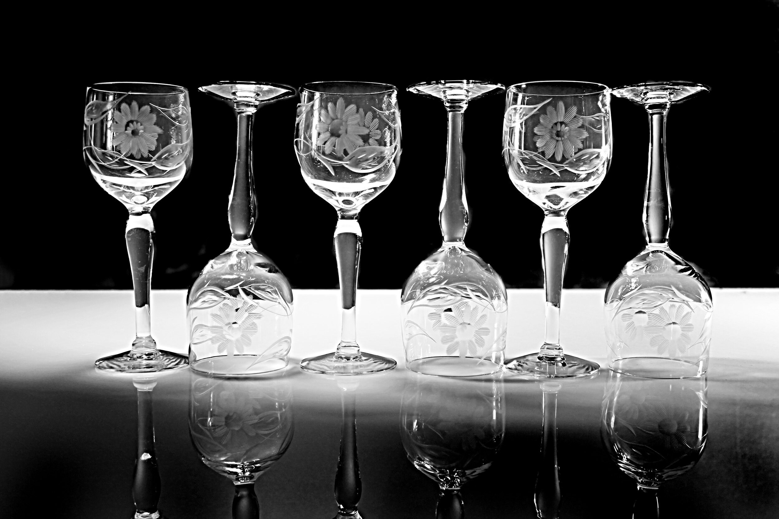Etched Crystal Cordial Glasses, Gastonbury Lotus, Flower and Leaf