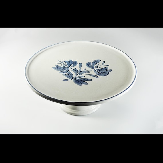 Pfaltzgraff Yorktowne Pedestal Cake Stand – 11 Inch Vintage Stoneware with Blue Floral Design – Farmhouse Kitchen Décor