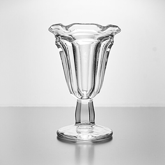 Colony Glass Dessert Goblet – 6 Inch Pressed Glass Sundae Cup – Mid-Century Colonial Style Pedestal Dish
