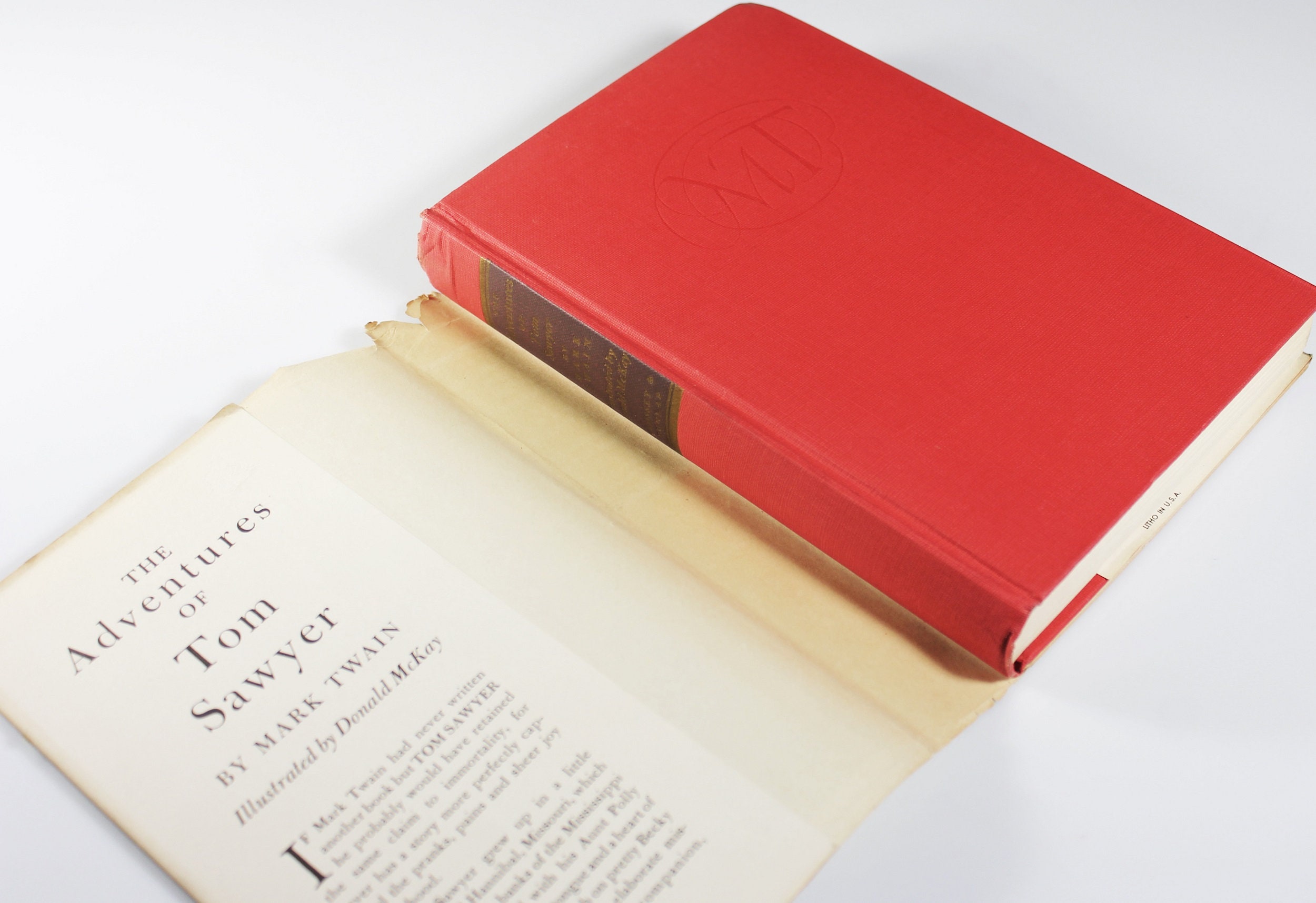 Hardcover Book, Tom Sawyer, Mark Twain, 1946 Edition, Classic Book