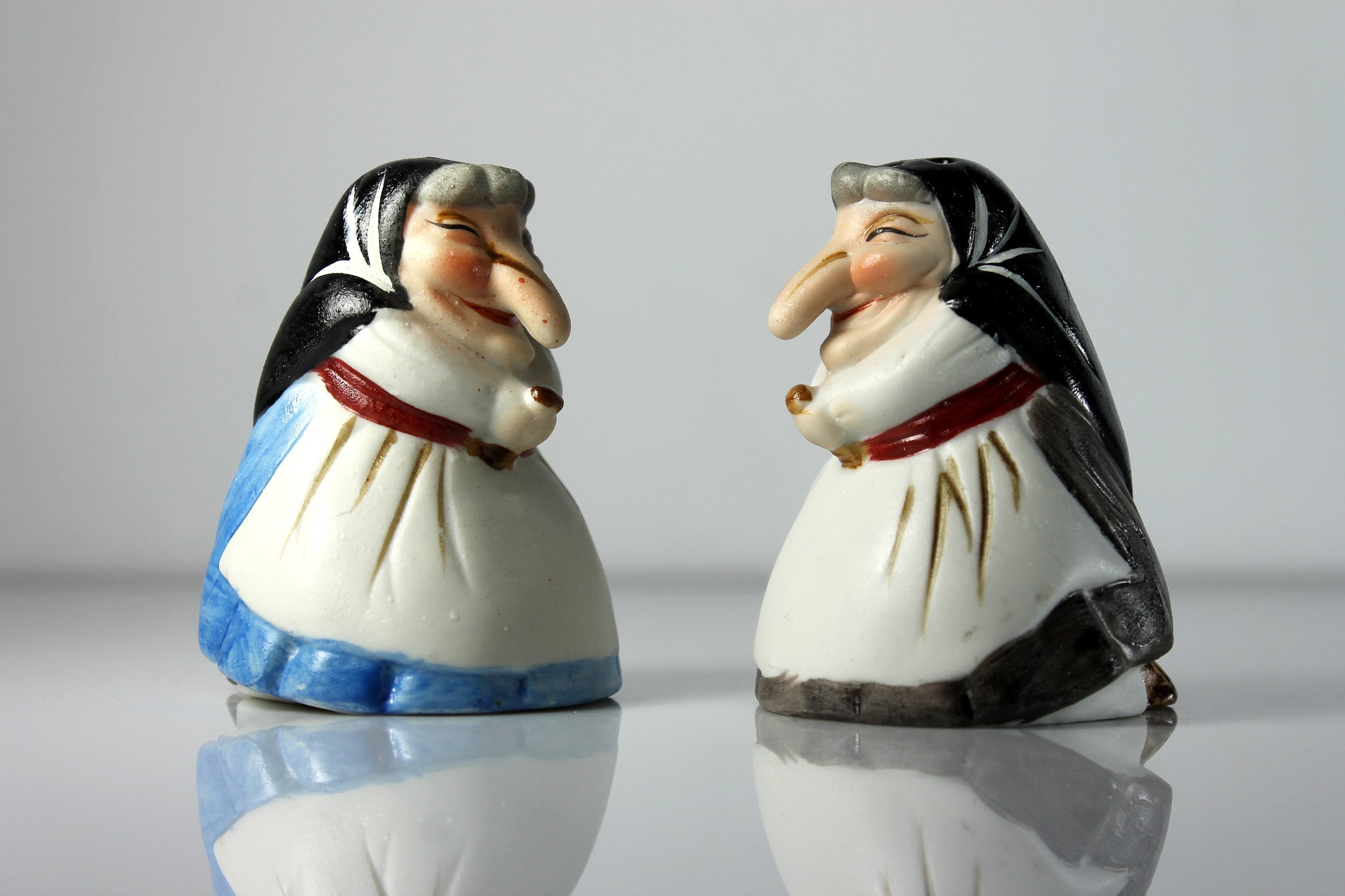 Witch Salt and Pepper Shakers, Kitchen Witches, Bisque Porcelain, Hand