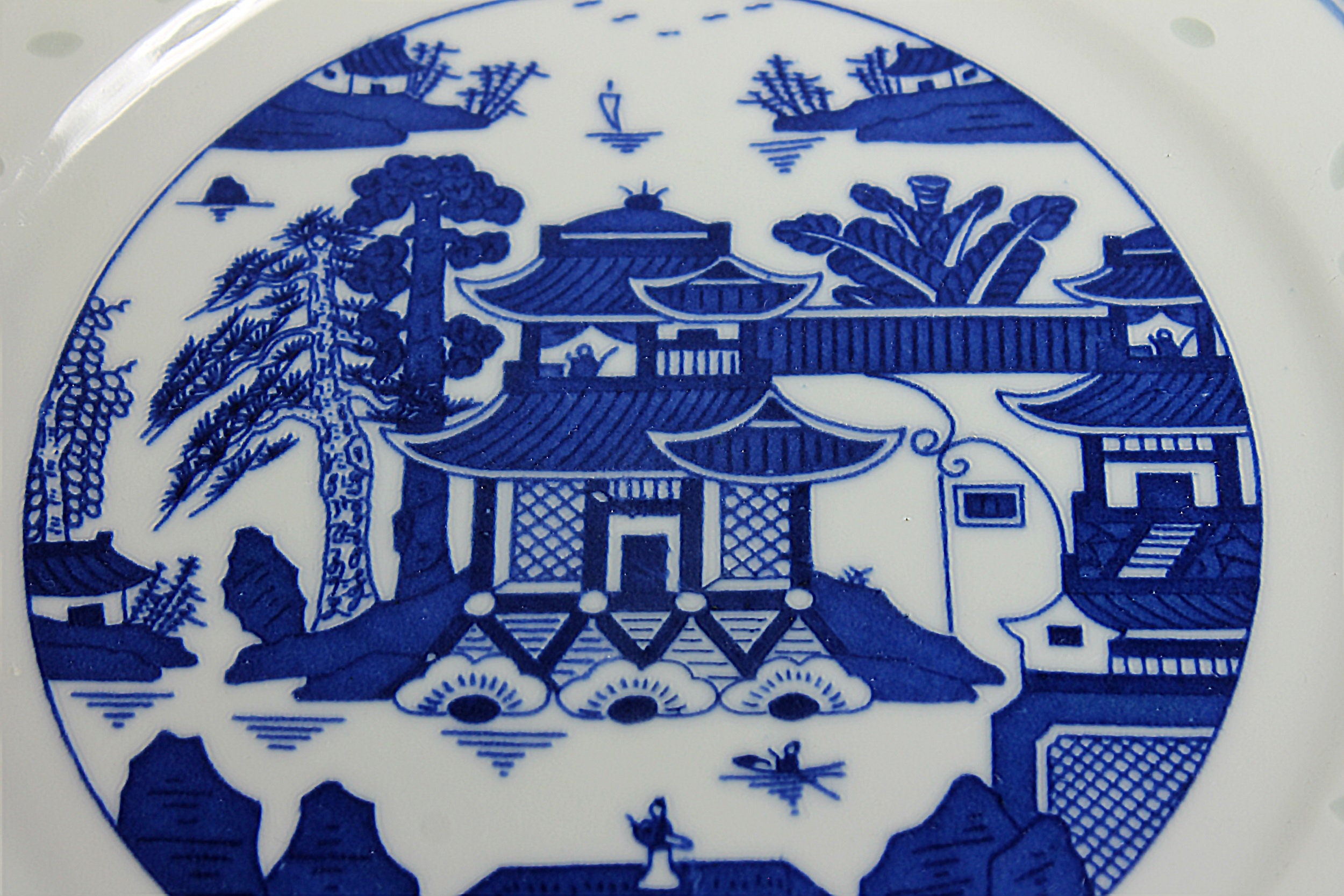Dinner Plates, Jingdezhen Zhi, Pagoda Scene, Blue and White, Porcelain