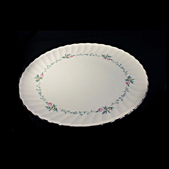 Dinner Plates, Syracuse, Silhouette, Sweetheart, Pink and Gray Roses, Aqua Scrolls, Set of 2, Fine China