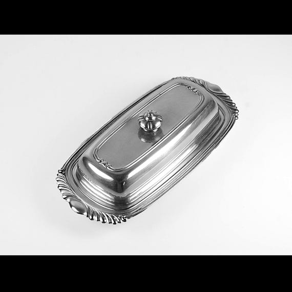 Oneida Silver Plate Butter Dish – No Glass Liner – Classic Scalloped Edge