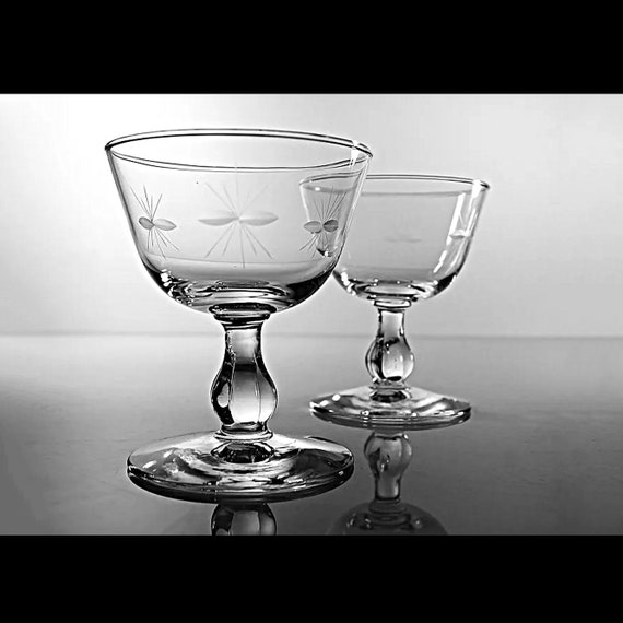 Set of 8 or 6 Crystal Starglow Liquor Cocktail Glasses by Libbey