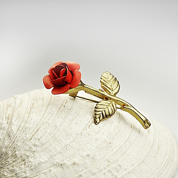 Antique Victorian Enameled Rose Brooch with Gold-Tone C-Closure – Romantic Floral Pin