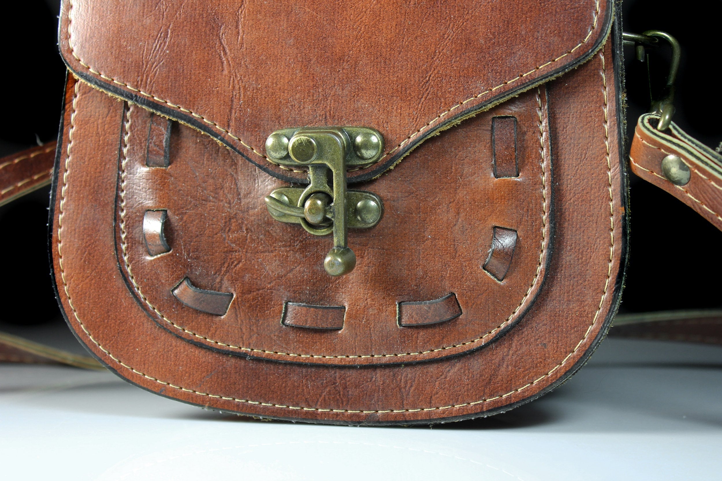 Brown Leather Saddle Bag, Shoulder Bag, Top Handle, Brass Hardware