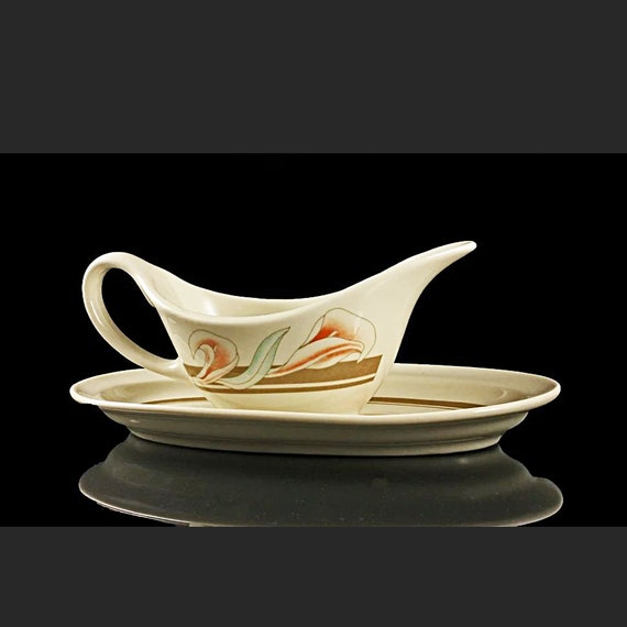 Gravy Boat Syracuse China, Peach Calla Lily, Boat With Underplate, Restaurant Grade China