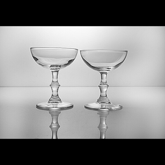 Libbey Georgian Champagne Coupes - Elegant Tall Sherbet Glasses - Mid-Century Barware - Classic Cocktail Glasses - Set of 2