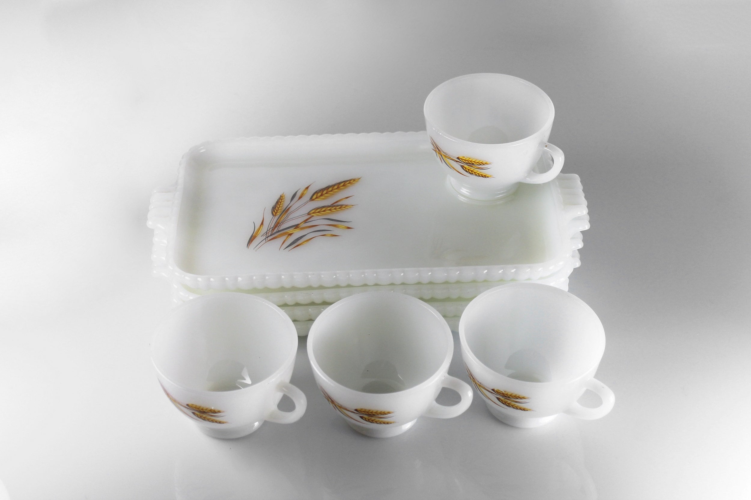 Anchor Hocking Snack Sets, Fire King Wheat Pattern, Set of 4, Cups
