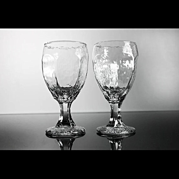 Libbey Chivalry Water Goblets, Textured Barware, Stemware, Set of 2, 10 Ounce