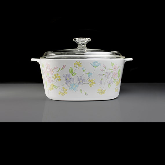 Pastel Bouquet Casserole Bowl, Corning, 3 Quart, 3 Liter, Ovenware, Floral Design, Discontinued
