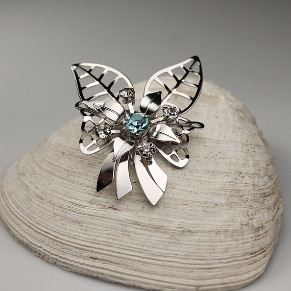 Bugbee and Niles Rhinestone Brooch, Blue (Aquamarine) Rhinestone, Clear Crystals, Floral Design