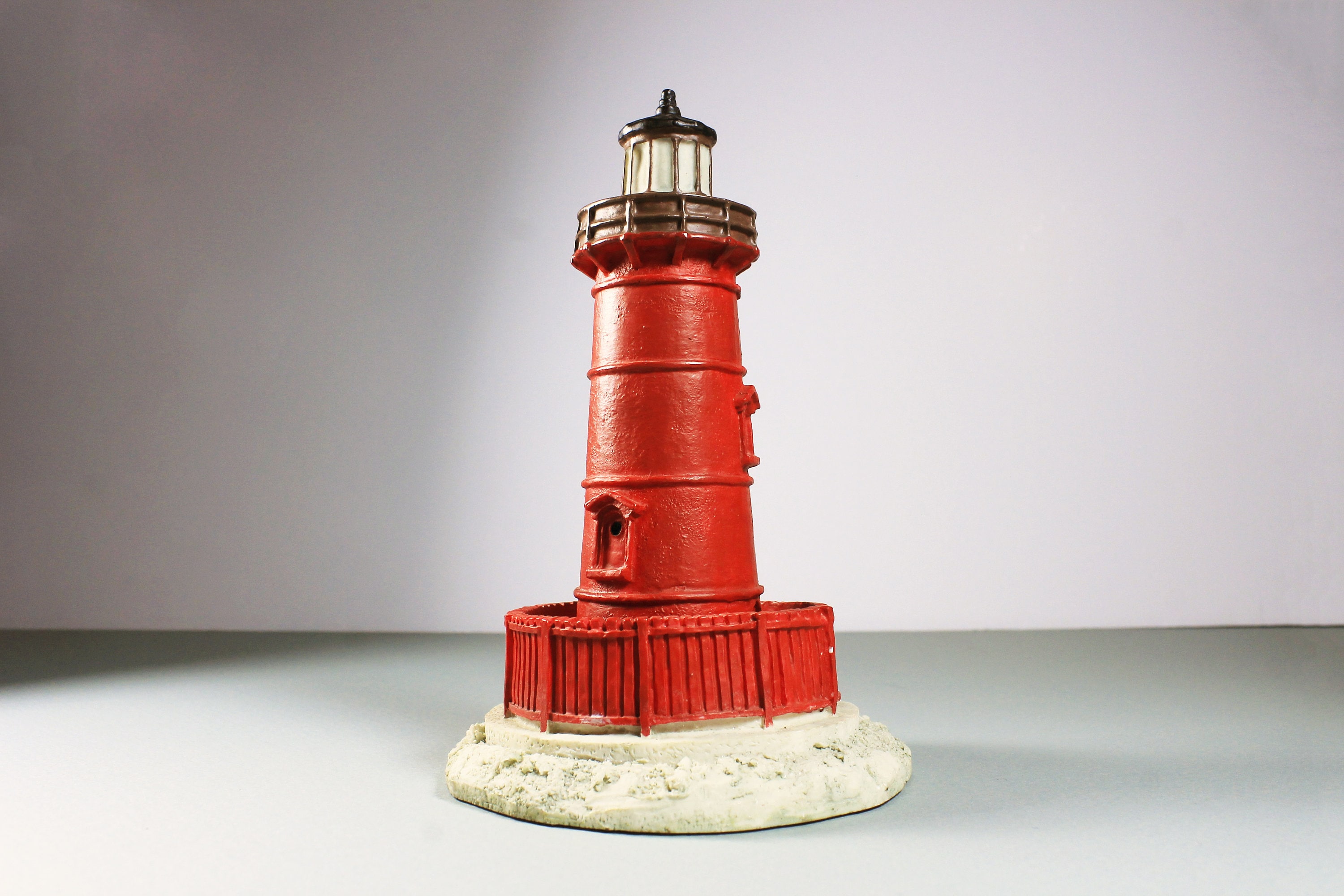 Lighthouse Figurine, Scaasis Originals, Inc. Jeffrey's Hook NY, Hand