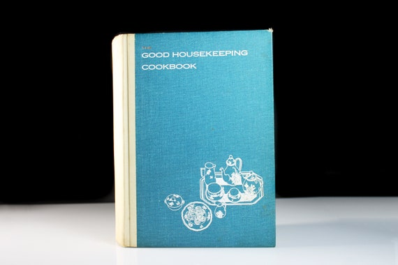 Cookbook, The Good Housekeeping Cookbook, Dorothy Marsh, Reference Book, Illustrated, Color Photos, 3,500 Recipes