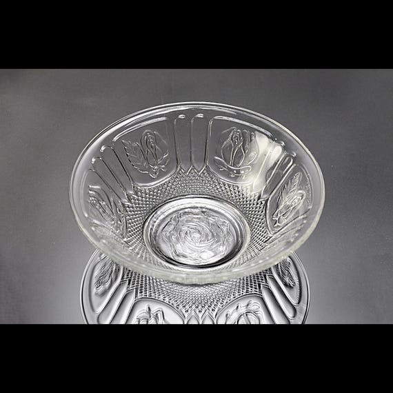 KIG Indonesia Clear Glass Rose Panel Bowl – 7 Inch Serving Dish