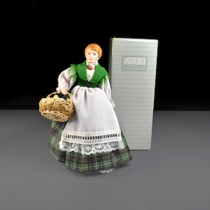 Avon International Porcelain Doll – Colleen from Ireland with Original Box and Stand – 1990 Avon Fine Collectibles