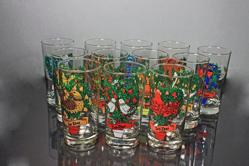 Vintage Set of 12 Indiana Glass Twelve Days of Christmas Drinking Glasses  American Glass 12 Ounce Beverage Tumblers 