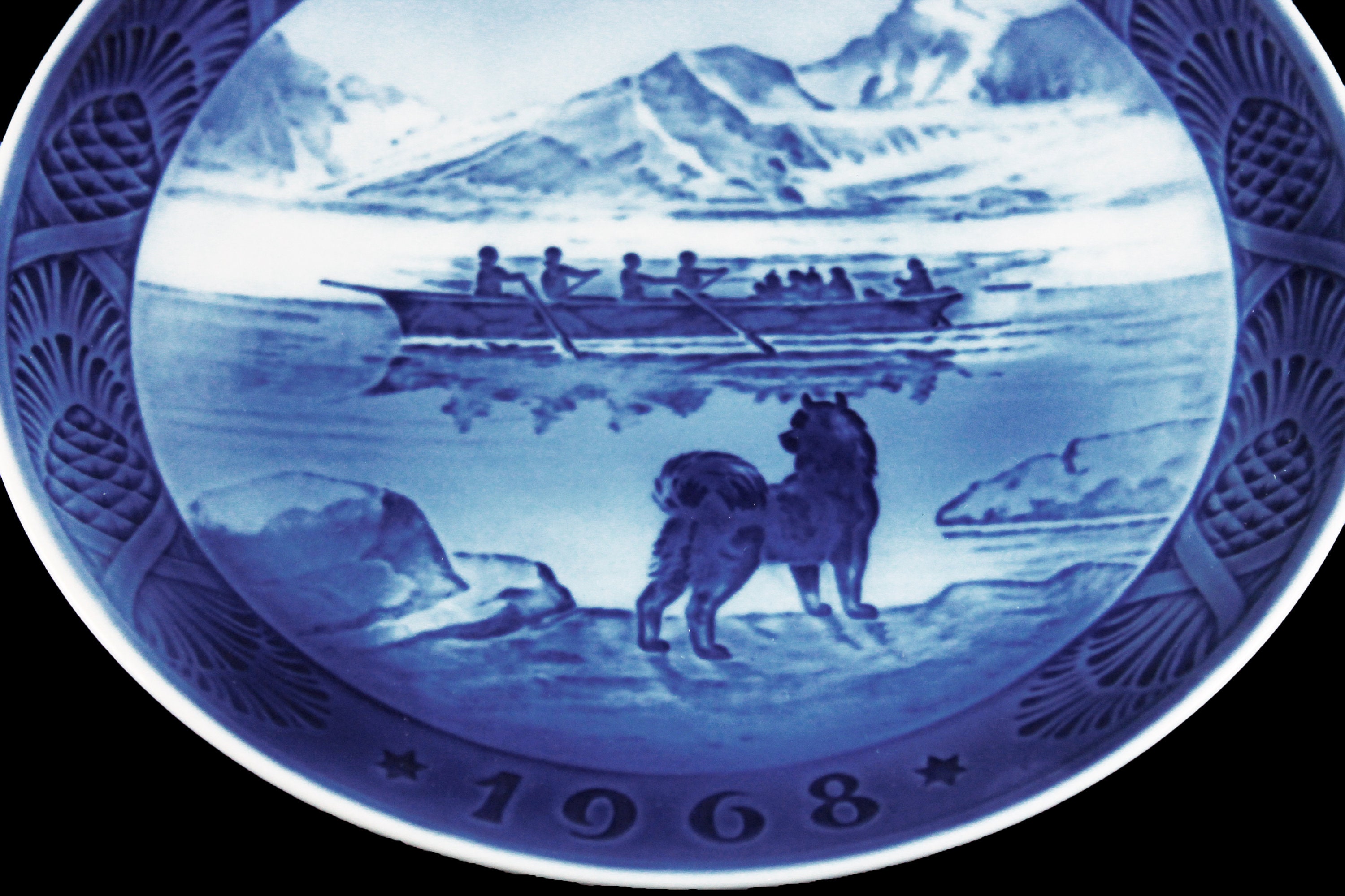 1968 Collectible Plate, Royal Copenhagen, The Last Umiak, Christmas