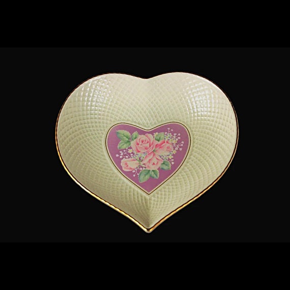 Mikasa Heart Bowl, Ivory Bone China, Rose Bouquet Lavender, Candy Dish, Trinket Dish, Gold Trimmed, Japan, Valentine's Day, Gift Idea