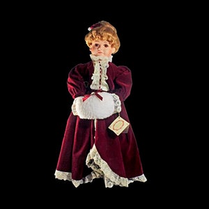McField Fashion Porcelain Doll, Treasure Collection, Limited Edition, Holiday Doll,  Collectible Doll, Victorian, Brown  Eyed, Auburn Hair