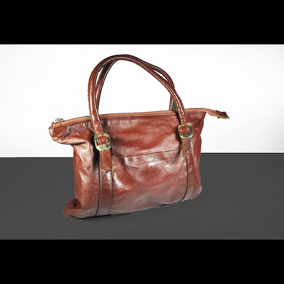 Diane Handbag California Genuine Leather Bag - Classic Red Handbag with Zippered Compartments