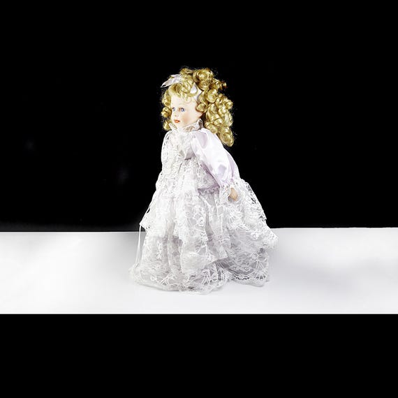 16-Inch Porcelain Doll in Lavender & Lace with Stand – Curly Blonde Hair, Blue Eyes