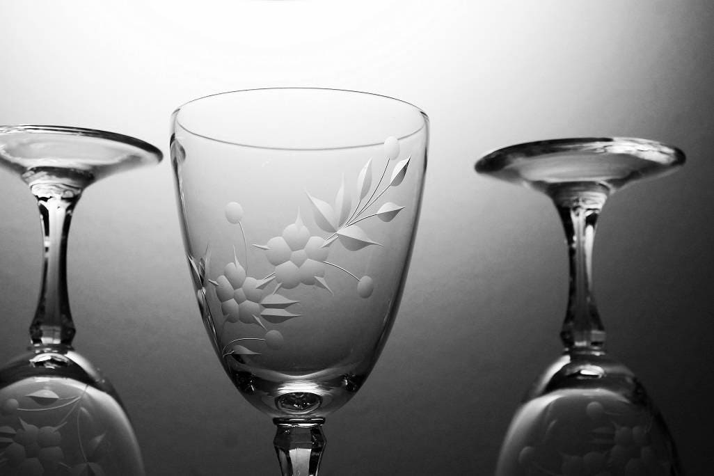 lenox wine glasses