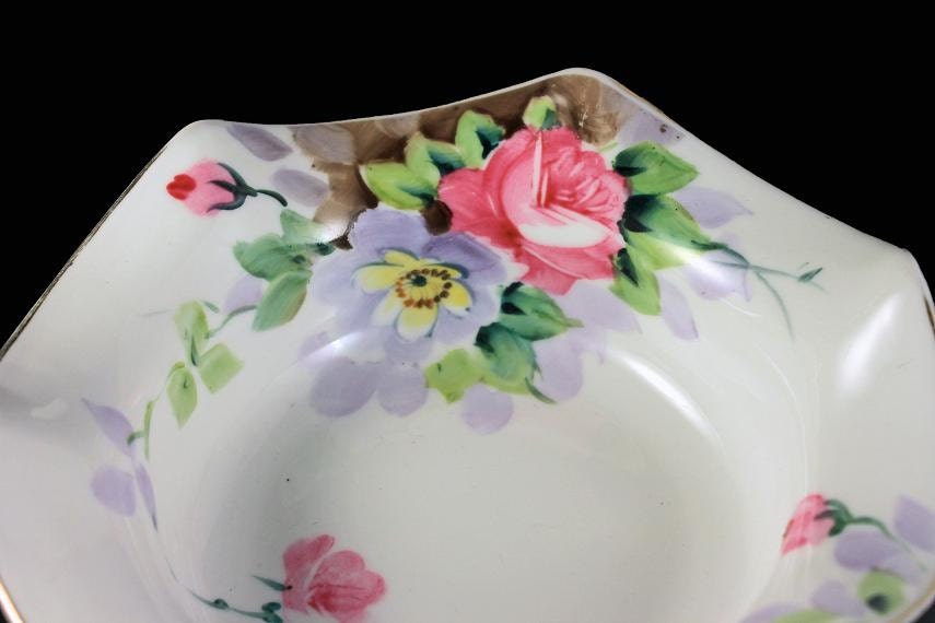 Vintage Porcelain Berry Bowl Set, Hand Painted ~ Japan Porcelain Bowls,  Vintage Nippon Gilded Gold Floral Berry Bowl with 4 small bowls