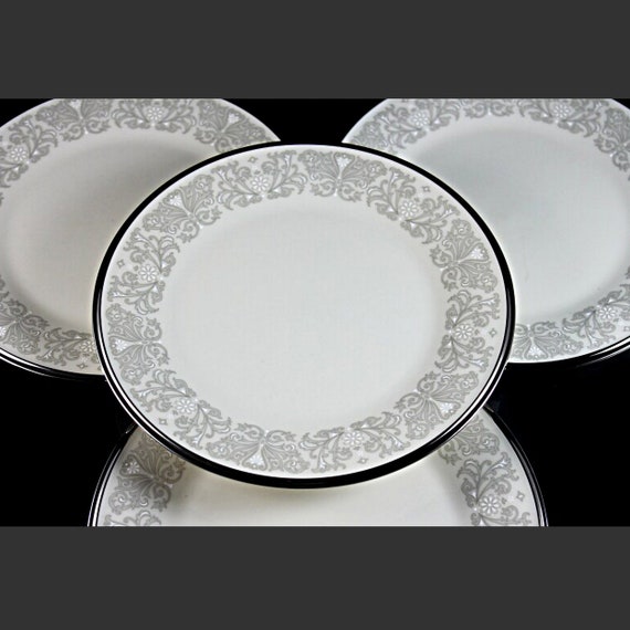 Salad Plates, Lenox, Snow Lily, Discontinued, Cream Color, Set of 4, Fine China, Like New