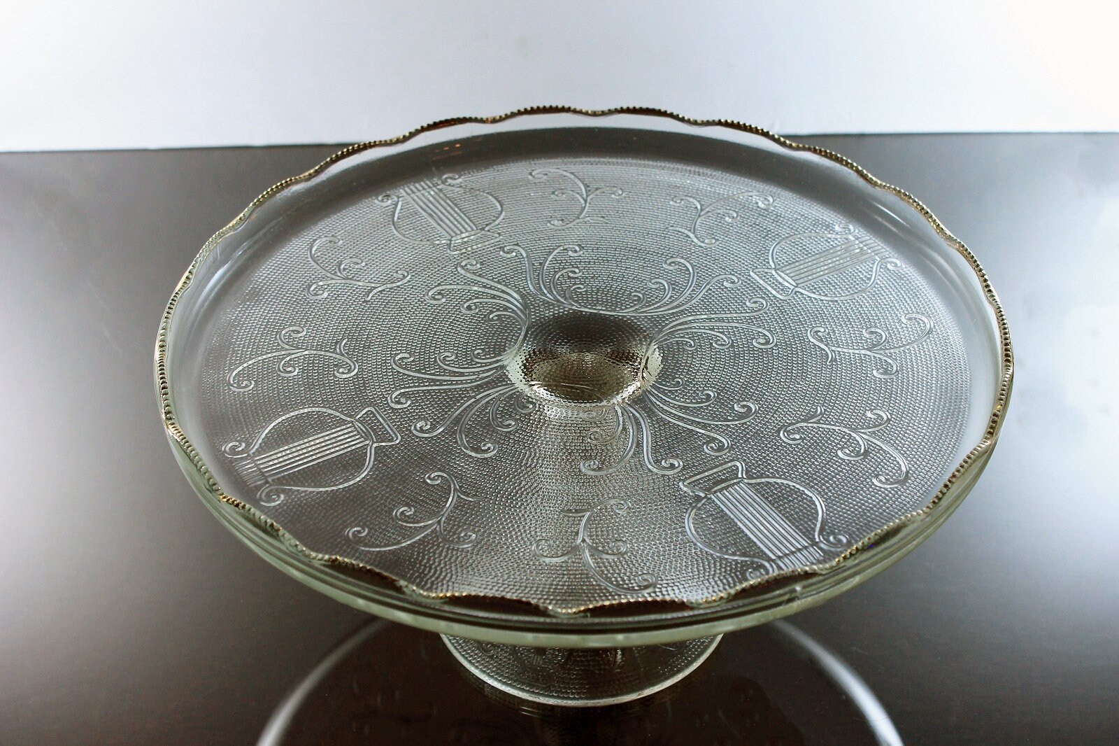 Pedestal Cake Stand Jeannette Glass Harp Pattern Gold Trim