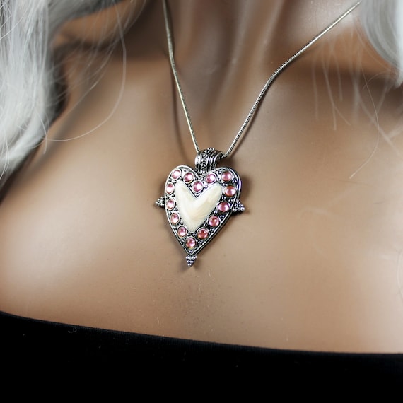 Heart Necklace, Pink Round Rhinestones and Enameled Center, Serpentine Chain, Costume Jewelry, Silvertone