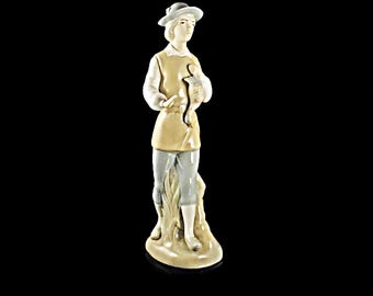 Figurine, Porcelanas Miquel Requena, Spanish Porcelain, Man with Bird
