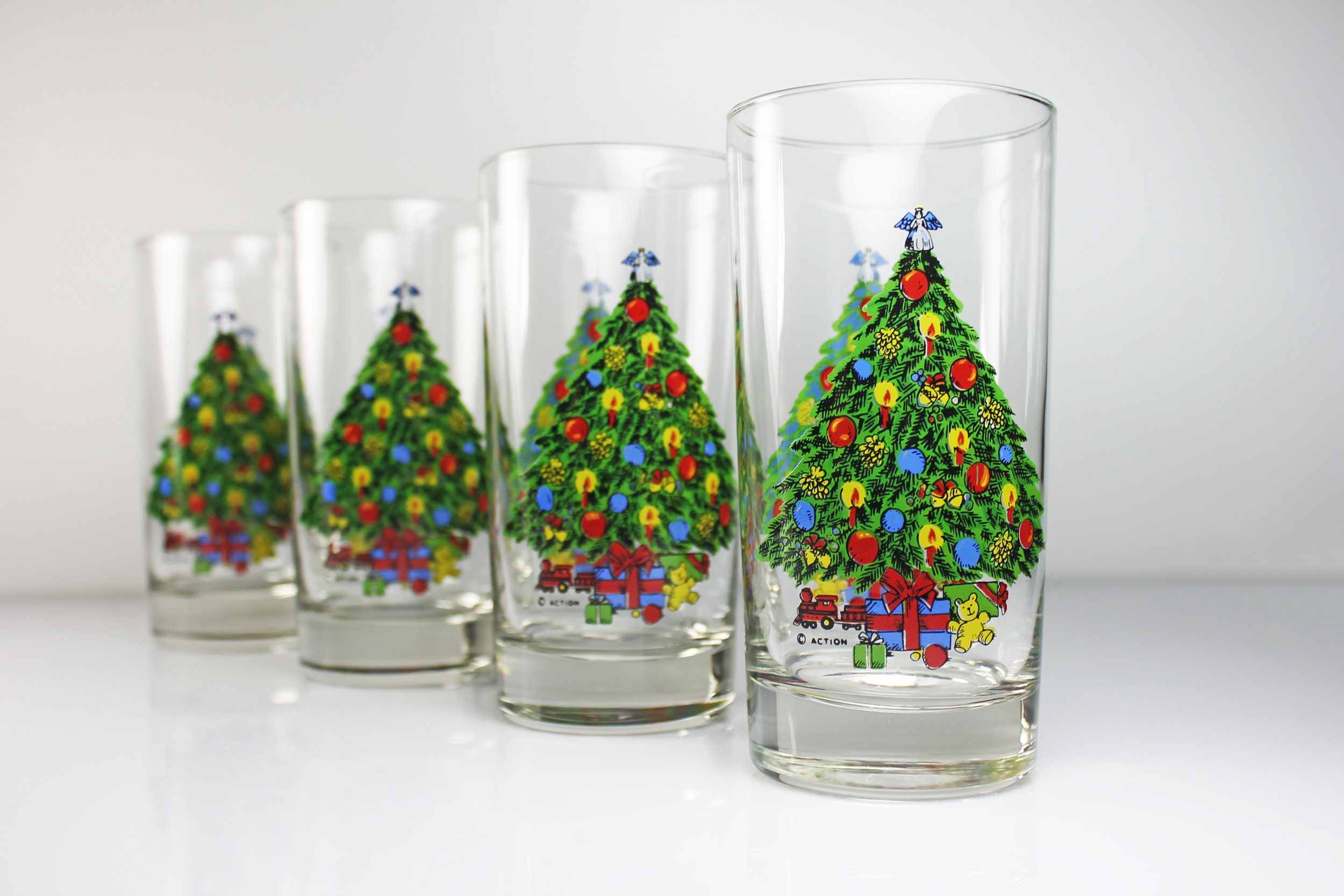 Set of 12 Christmas Tall Drinking Glasses - household items - by