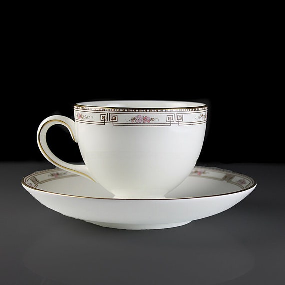 Cup and Saucer, Wedgwood Colchester, Bone China, Teacup