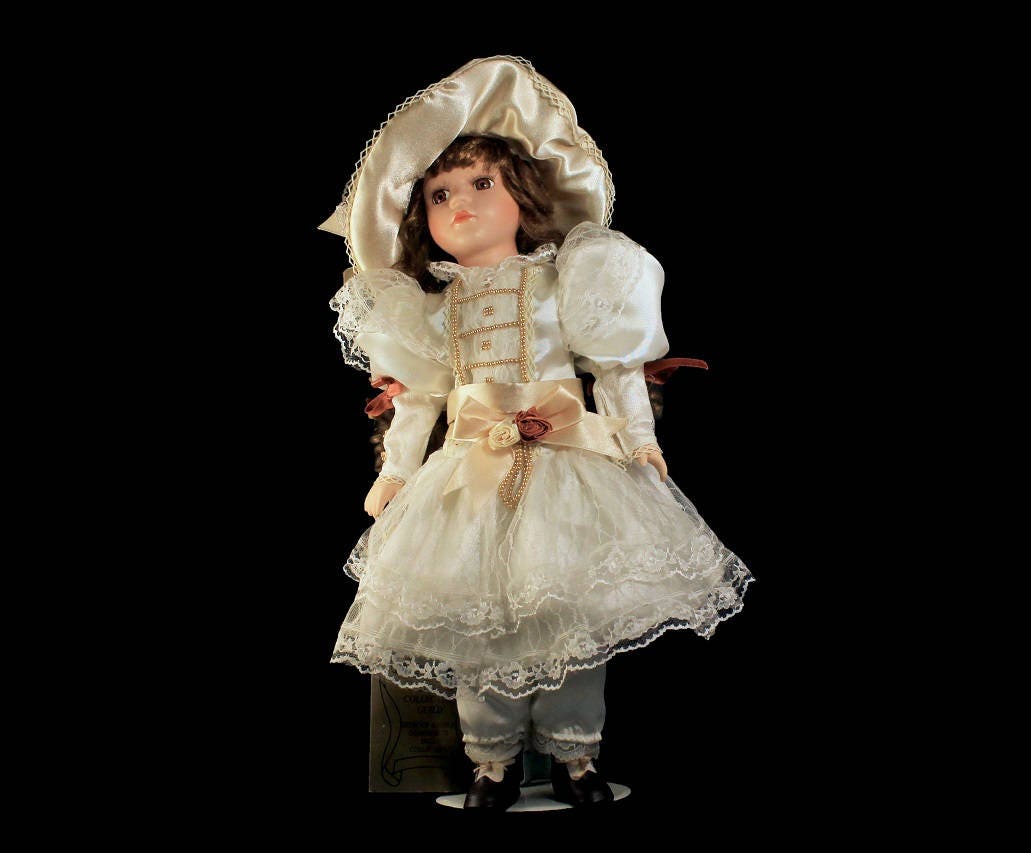 seymour mann connoisseur collection doll