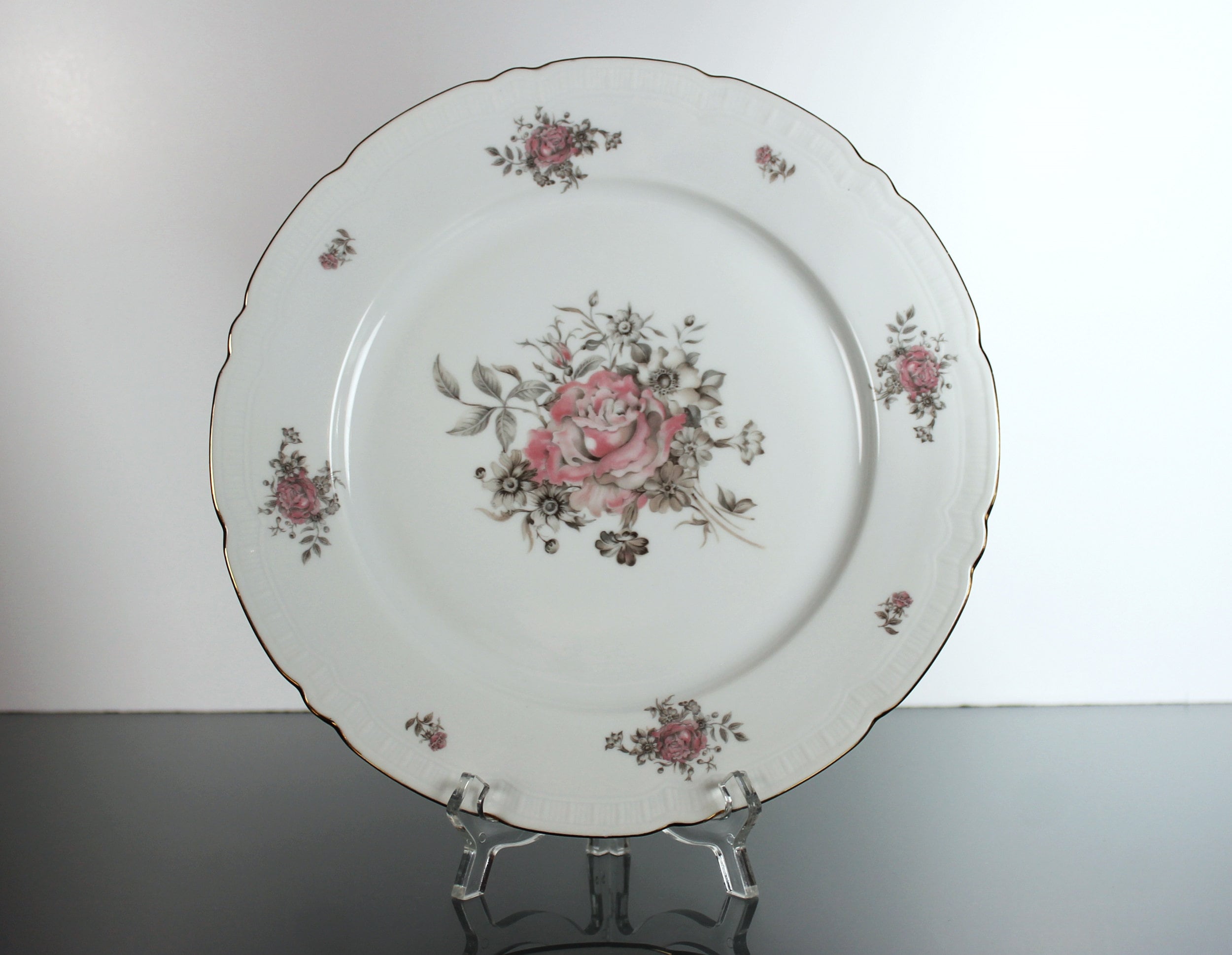 Dinner Plate, Fine Bohemian China, Made in Czechoslovakia, Maria