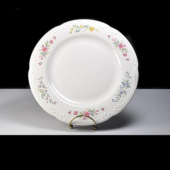 Pfaltzgraff Meadow Lane Dinner Plate, Replacement Plate