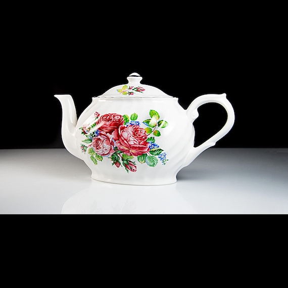 Arthur Wood & Son English Teapot, Pattern 6442 – 4 Cup Rose Floral Teapot with Gold Trim, Made in Staffordshire England
