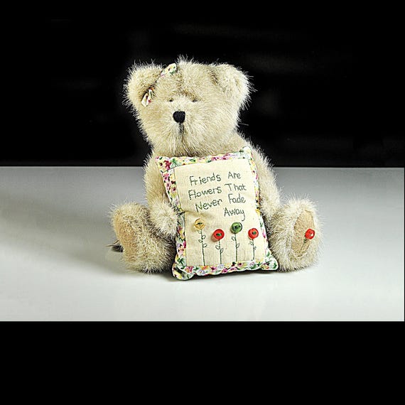 Boyds Bear Mia Goodfriends Head Bean Collection, Stuffed Animal