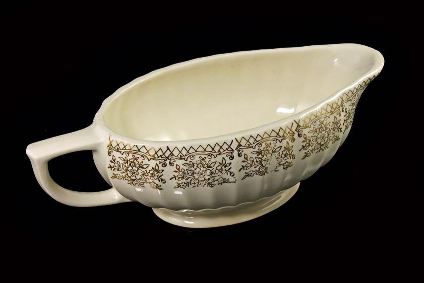 Gravy Boat, Sebring Pottery, China Bouquet, Pink Roses, Gold Filigree Trim