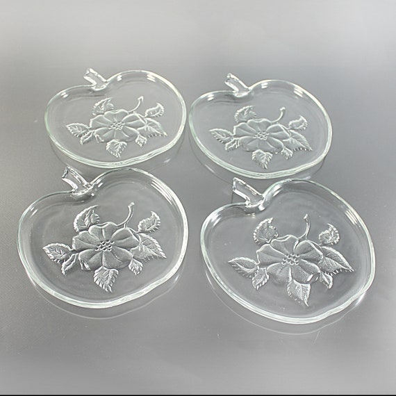 Apple Shaped Salad Plates, Orchard, Snack Trays, 8 Inch, Set of 4, Dessert Plates, Apple Blossom Design, Luncheon Plates