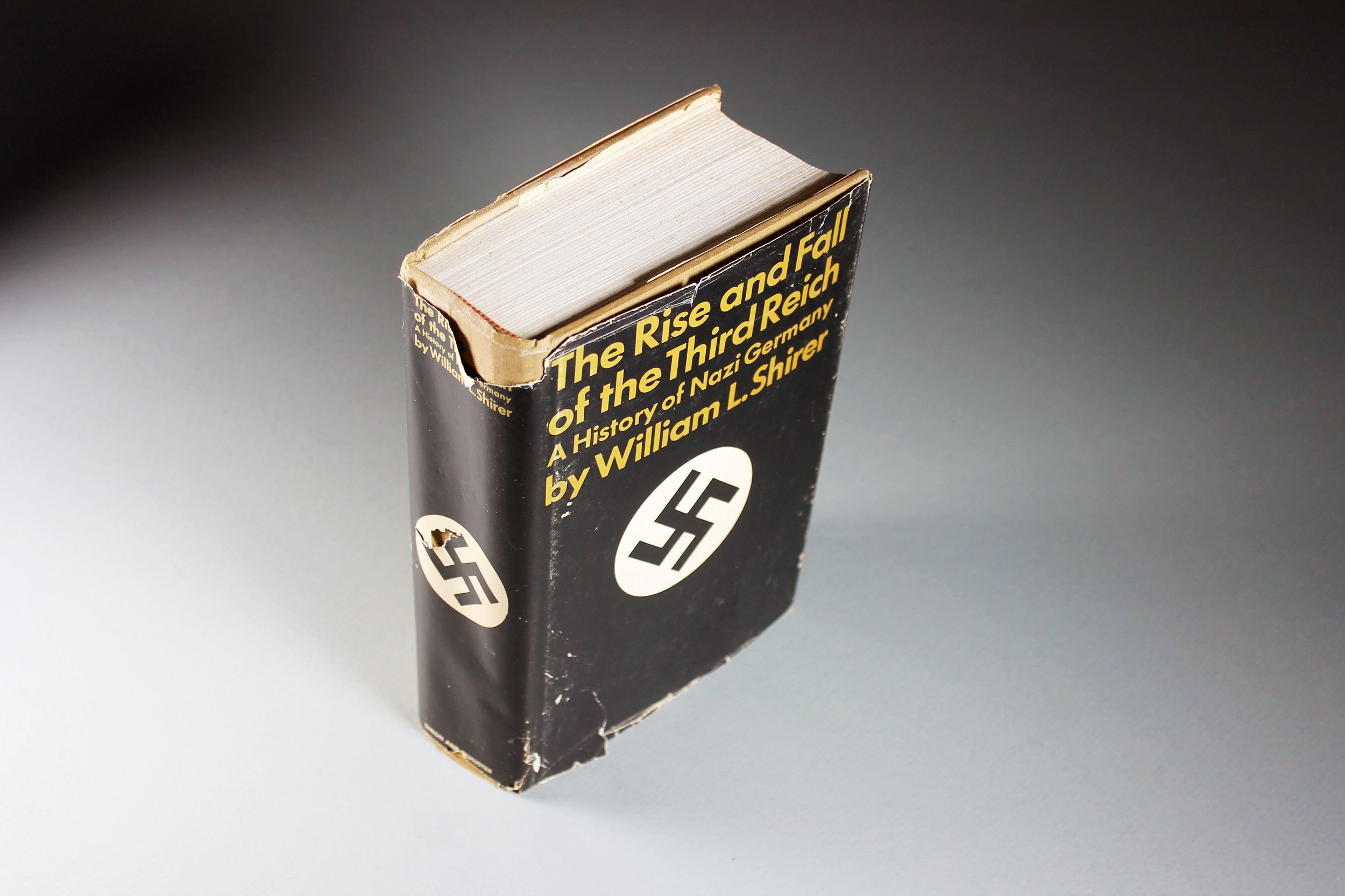1960 Hardcover Book, The Rise and Fall of the Third Reich, First Edition, 25th Printing, Non-Fiction, European History, Military History 1960 Hardcover Book, The Rise and Fall of the Third Reich, First Edition, 25th Printing, Non-Fiction, European History, Military History