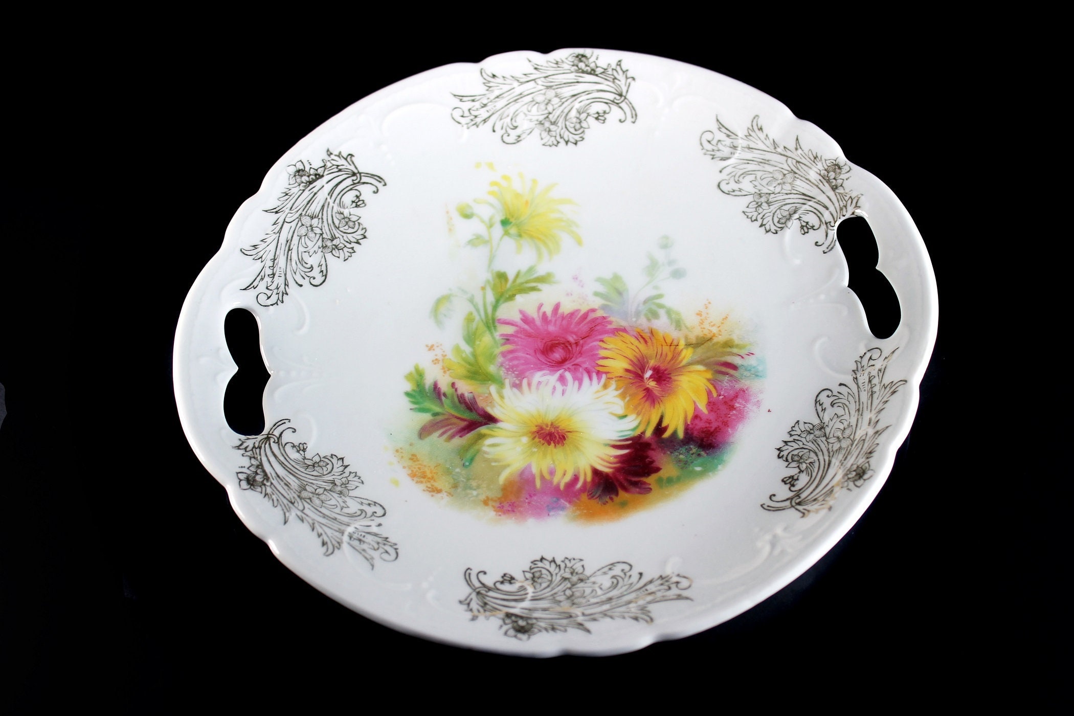 Display Plate A beautiful and charming footed cake plate that is hand-paint...