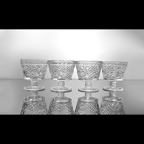 Hazel Atlas Big Top Peanut Butter Tall Sherbet Glasses, Set of 4