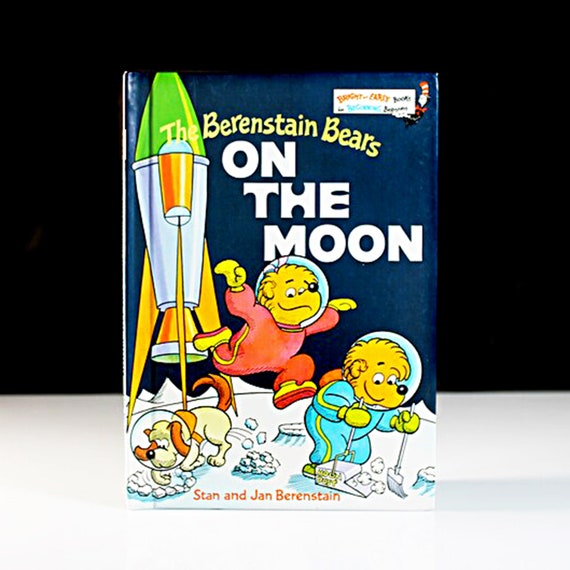 Children's Hardcover Book, The Berenstain Bears, On The Moon, Collectible, Picture Book, Illustrated, Fine Condition