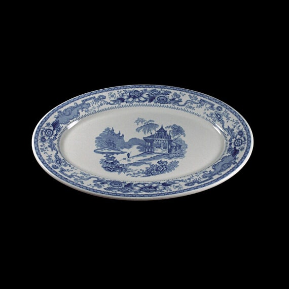 Syracuse China Platter, Mayfair Blue, Blue and White, Castle Center, Restaurant Grade, 13 Inch