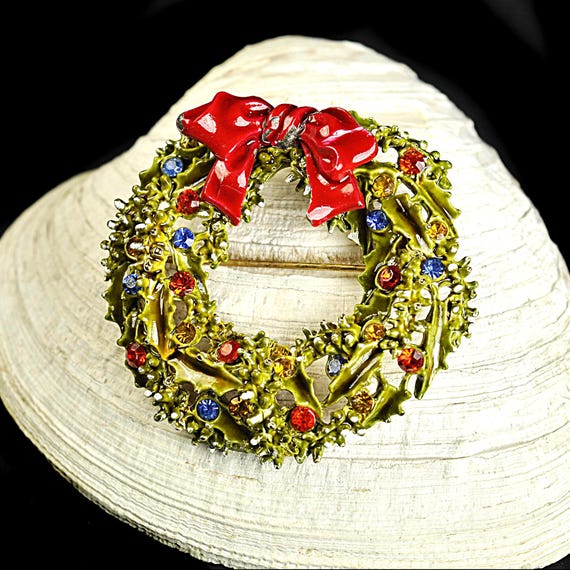 Vintage ART Christmas Wreath Brooch with Rhinestones & Red Bow