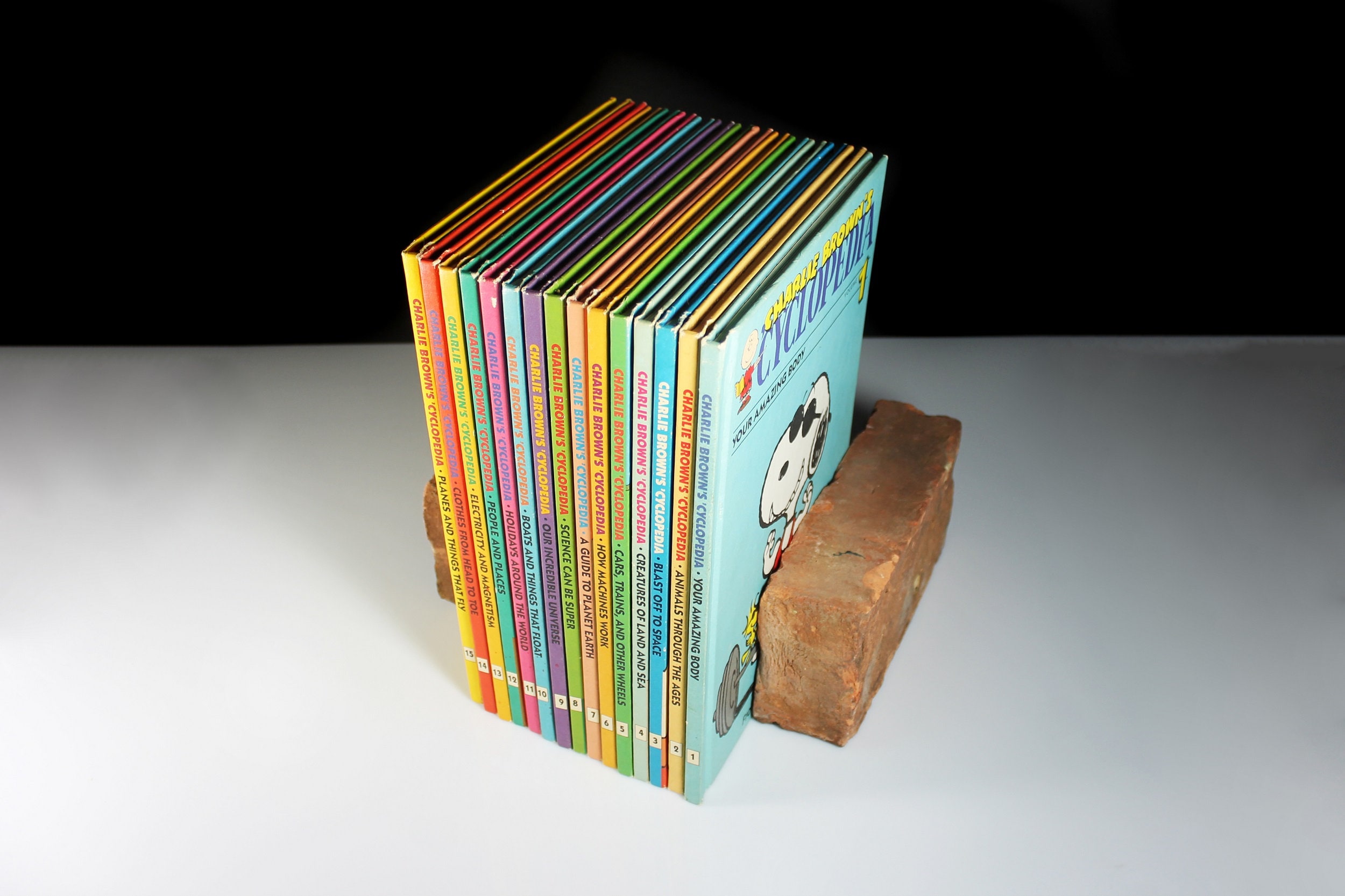 Children's Hardcover Book Set, Charlie Brown's 'Cyclopedia 1 Children's Hardcover Book Set, Charlie Brown's 'Cyclopedia 1